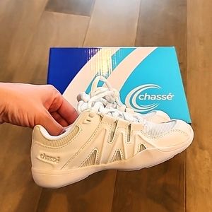 Girls Chassé Cheer Shoes Size 11